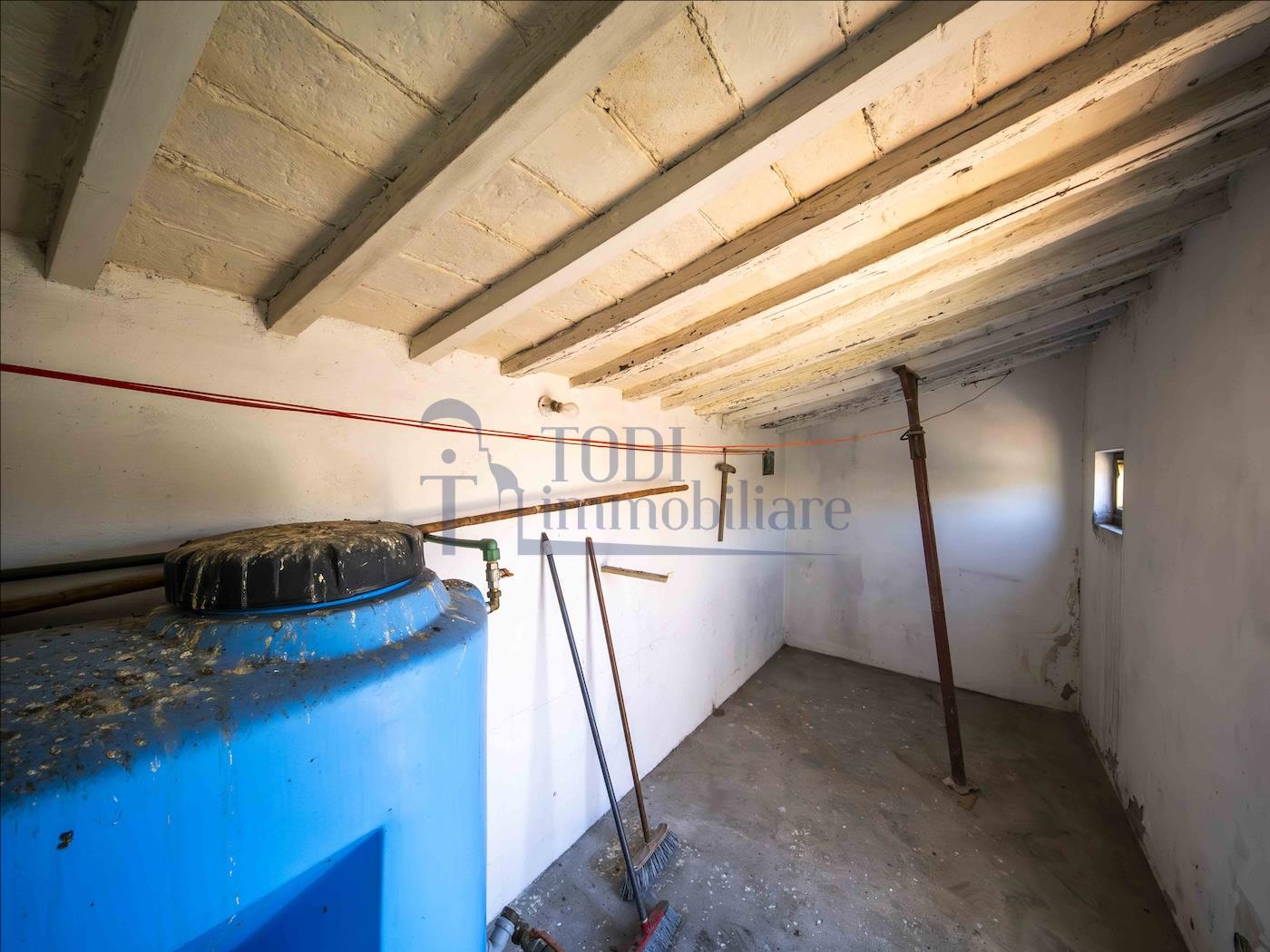 Appartamento da Ristrutturare TODI Centro Storico - Todi Immobiliare