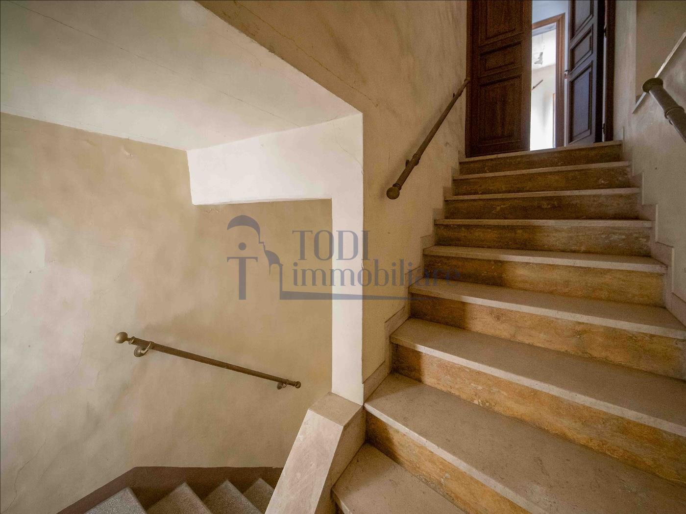 Appartamento da Ristrutturare TODI Centro Storico - Todi Immobiliare