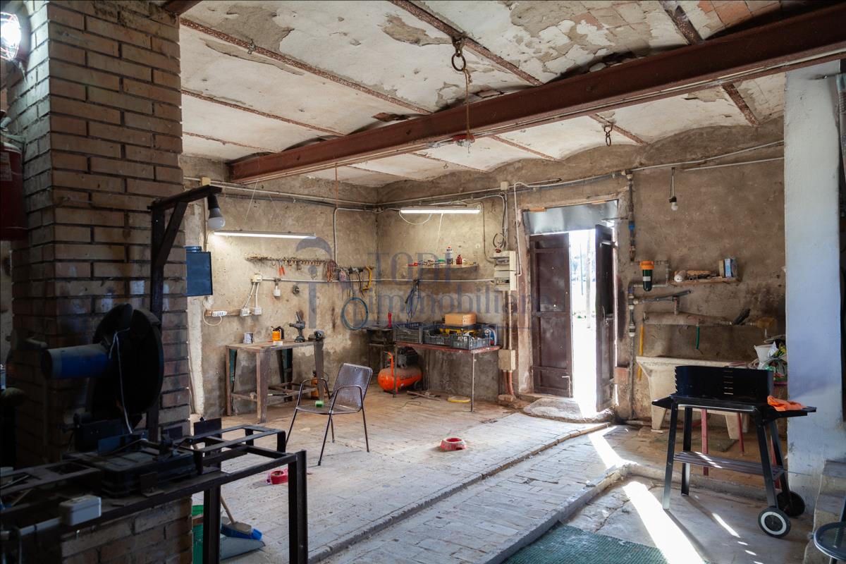 Porzione di Bifamiliare con terreno esclusivo. - Todi Immobiliare