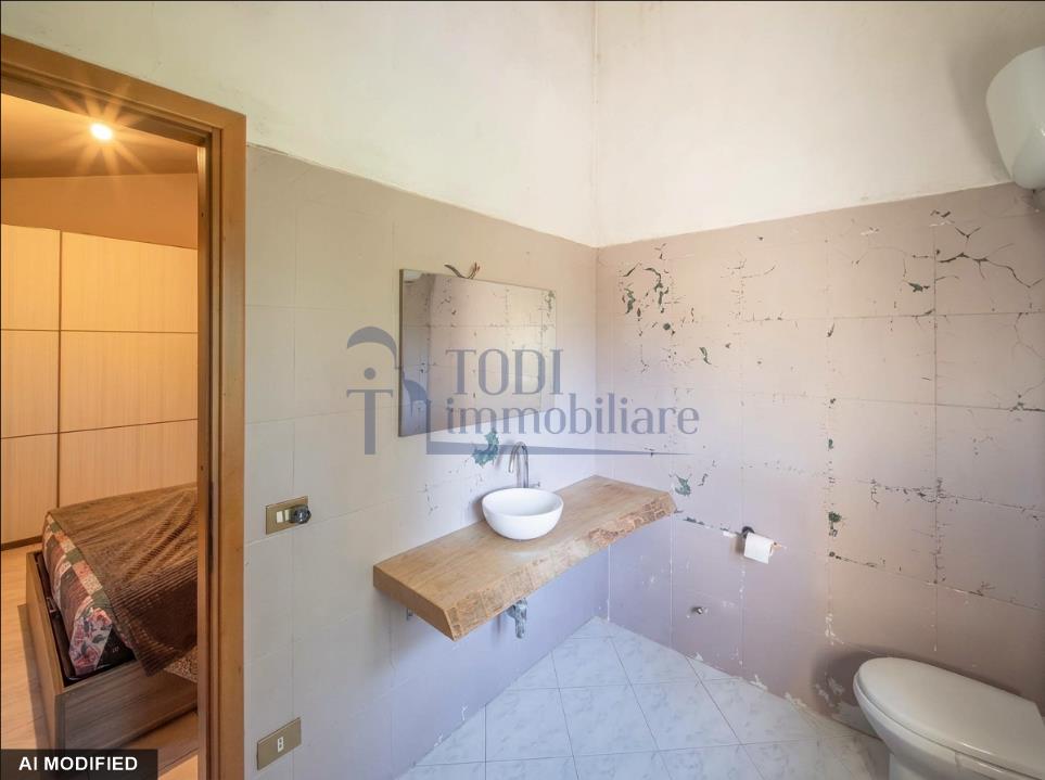 Azienda Agricola San Valentino - Todi Immobiliare