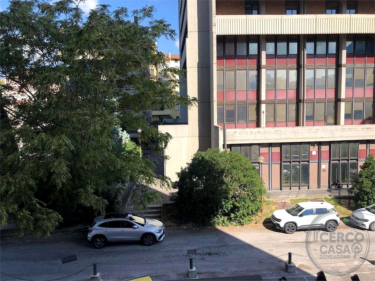 TERNI - APPARTAMENTO AL PIANO PRIMO