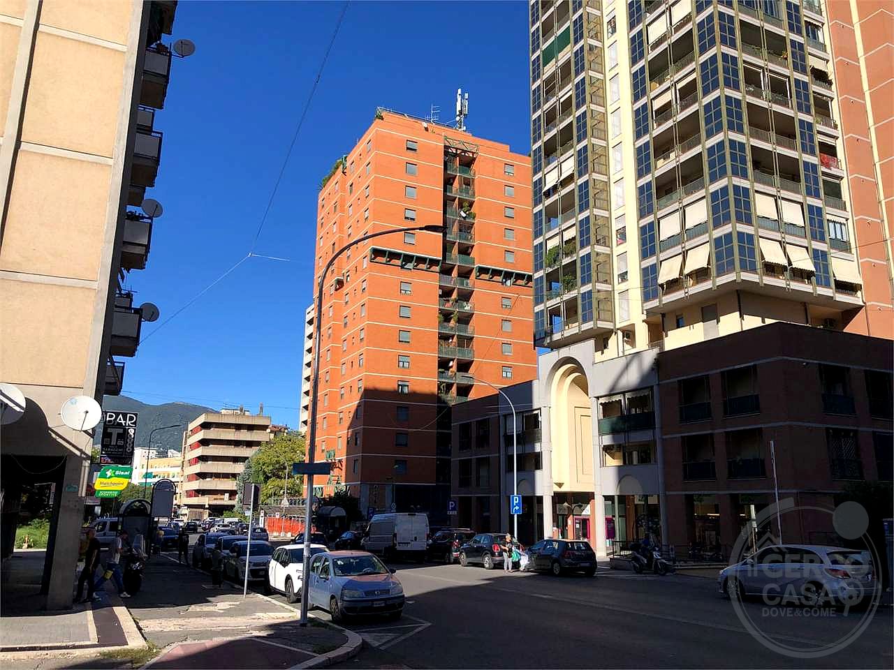 TERNI - APPARTAMENTO AL PIANO PRIMO