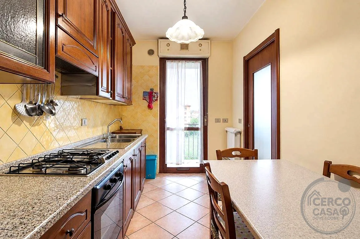 APPARTAMENTO CON TERRAZZA PANORAMICA IN VIA GAETA a Terni