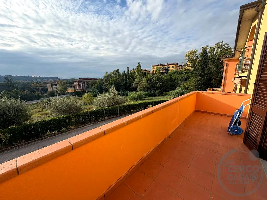VILLA A SCHIERA PERUGIA PONTE FELCINO a Perugia