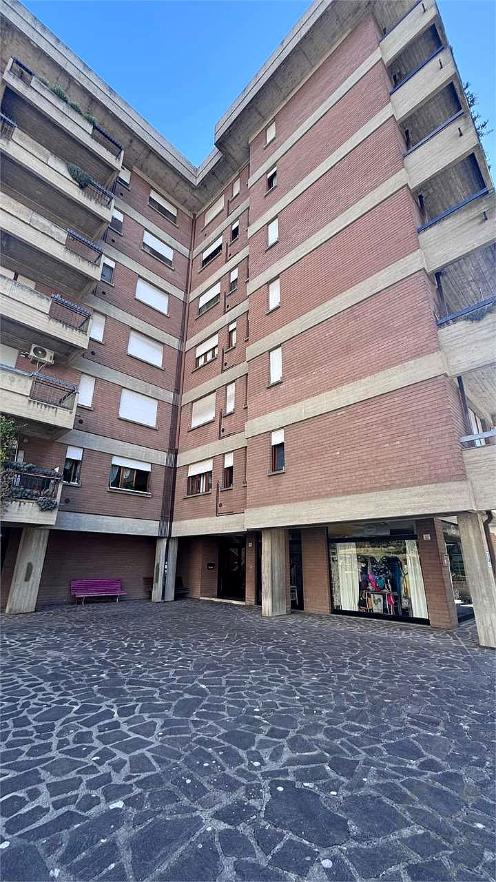 PERUGIA - SAN SISTO - STANZA IN LOCAZIONE