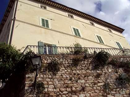 Residenziale a Trevi
