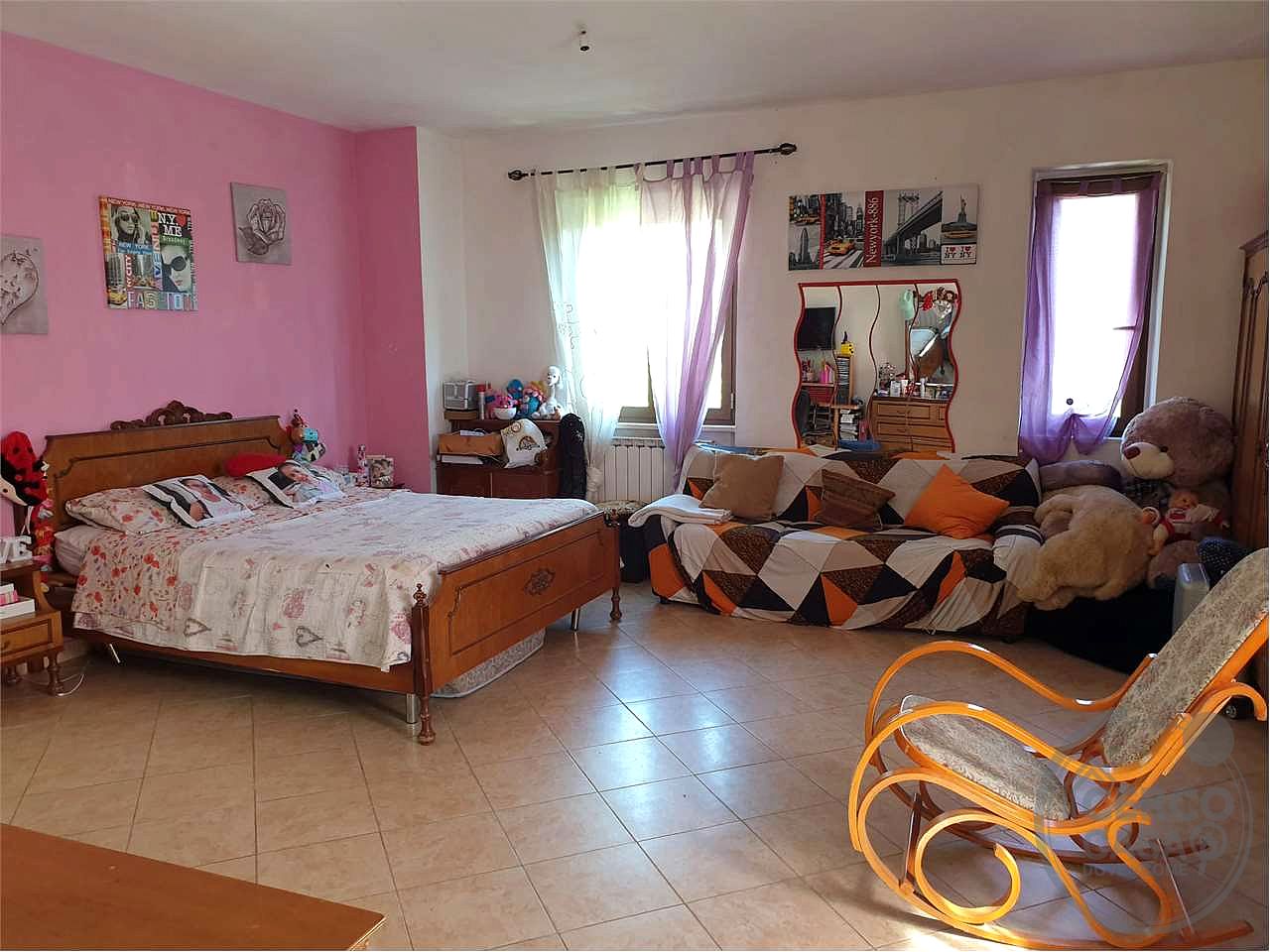 Vendesi villetta unifamiliare a Valfabbrica