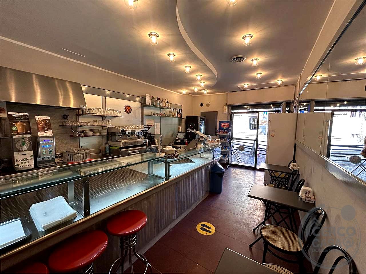 🍕 PERUGIA CENTRO (Via Masi) – Cedesi Avviata Attività Bar/Pizzeria