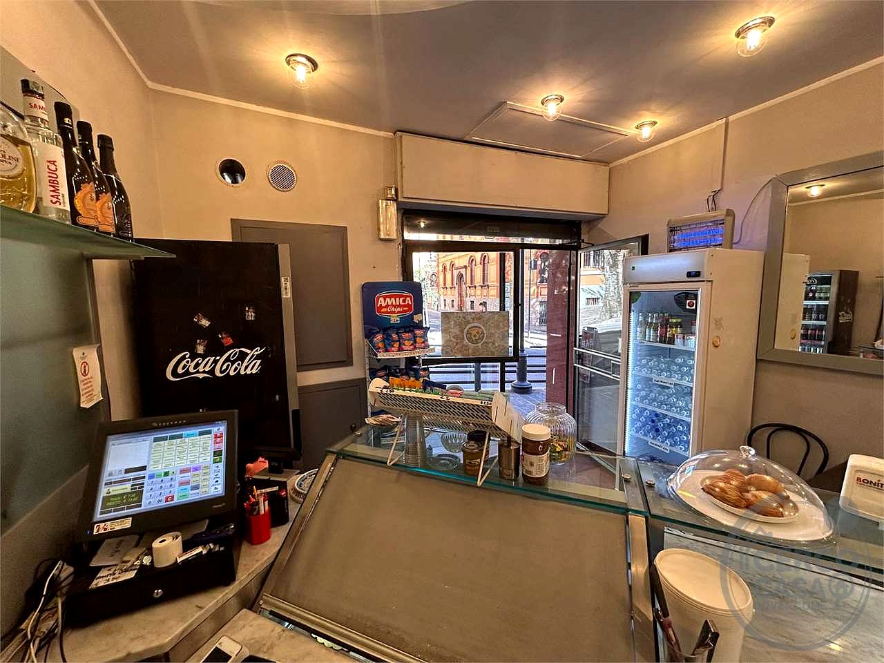 🍕 PERUGIA CENTRO (Via Masi) – Cedesi Avviata Attività Bar/Pizzeria