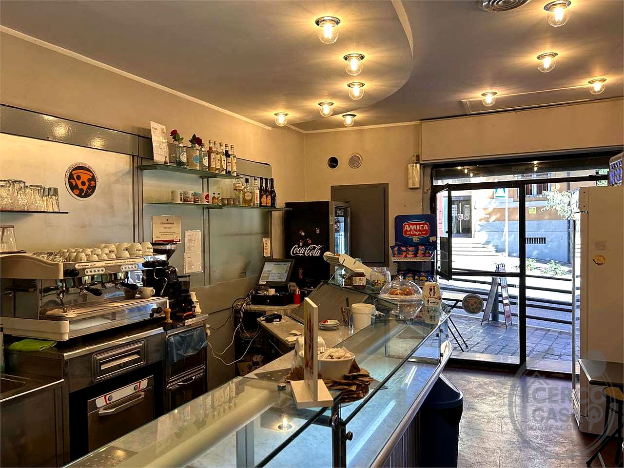 🍕 PERUGIA CENTRO (Via Masi) – Cedesi Avviata Attività Bar/Pizzeria