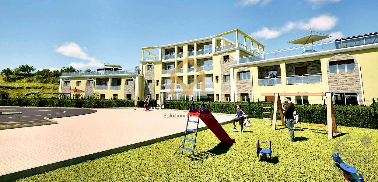 SAN MARIANO - Luminoso Appartamento 80 mq al piano terra con giardino privato