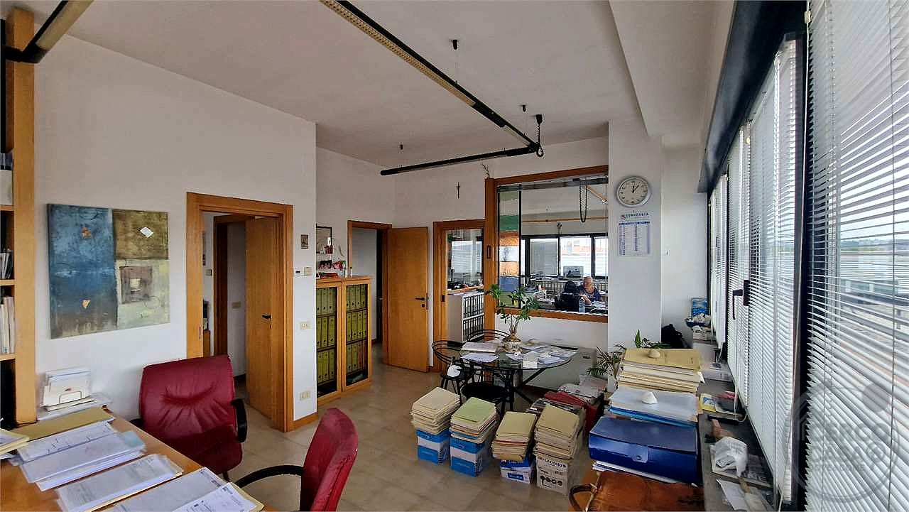 Ufficio in vendita mq.160 Sant'Andrea delle Fratte Perugia