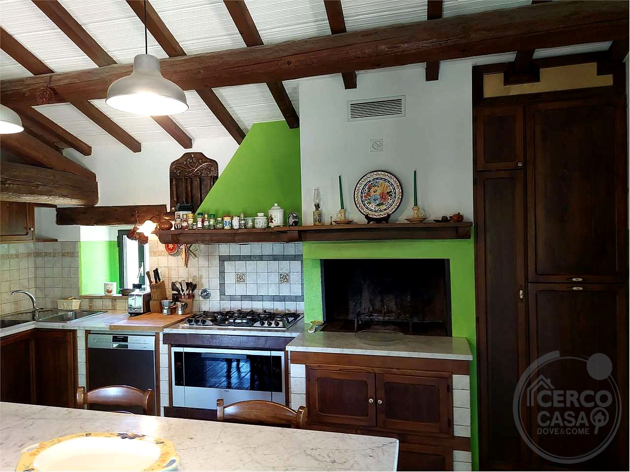 Casale in pietra ristrutturato