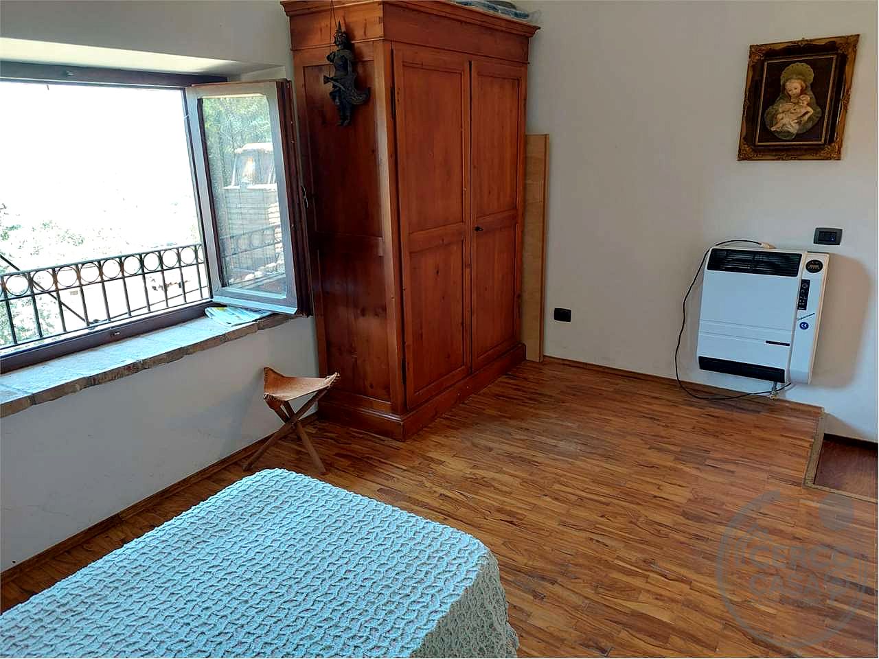 Casale in pietra ristrutturato