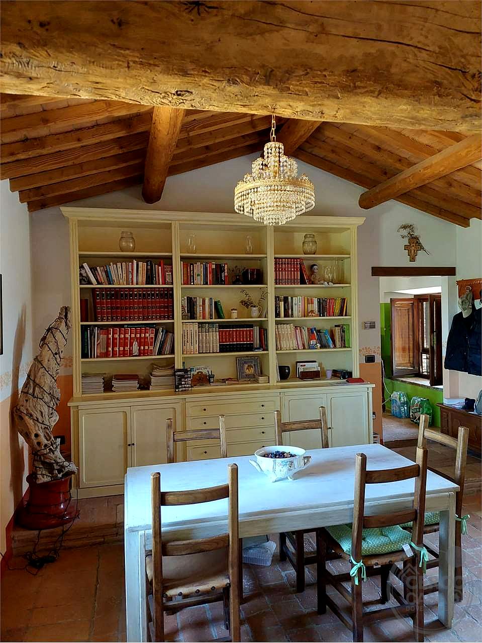 Casale in pietra ristrutturato