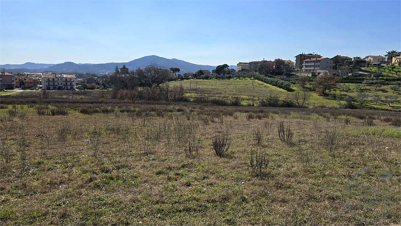 Vendesi terreno edificabile Soccorso Magione