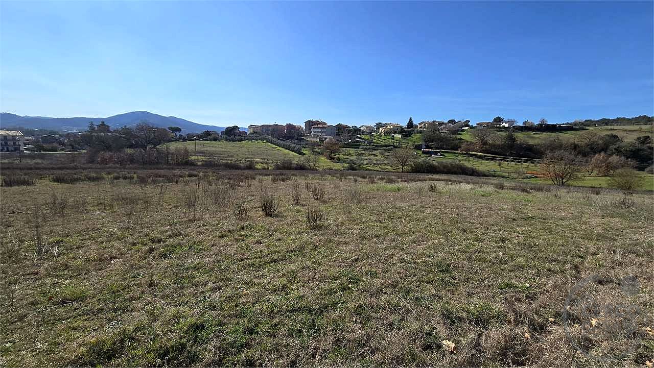 Vendesi terreno edificabile Soccorso Magione