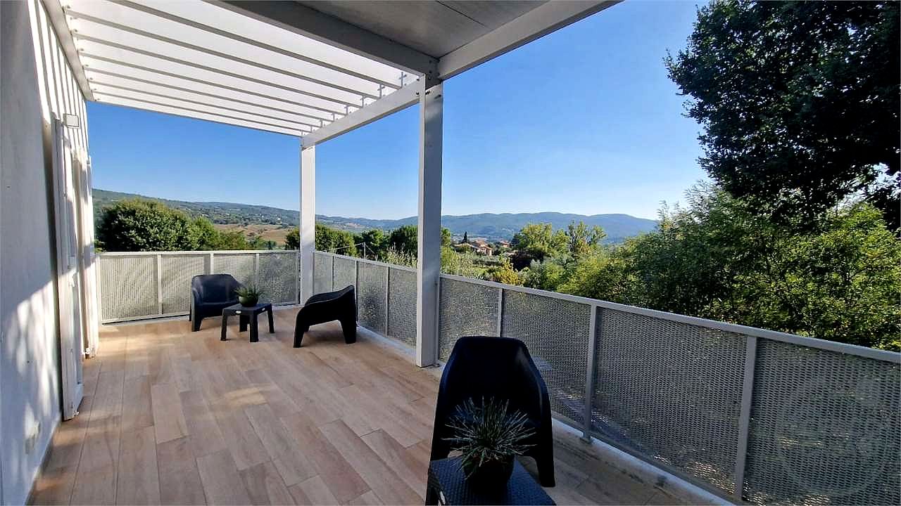 Villa in affitto anche per periodi brevi. Umbria