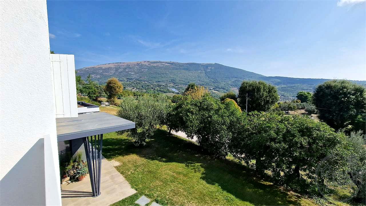 Villa in affitto anche per periodi brevi. Umbria