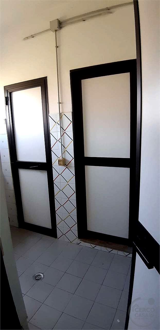 Capannone MQ.730, Ampia corte interna recintata