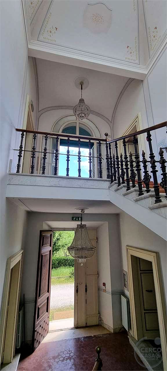 ITALIA – UMBRIA VILLA STORICA CON PARCO DI 43 ha