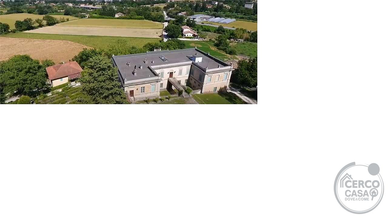 ITALIA – UMBRIA VILLA STORICA CON PARCO DI 43 ha