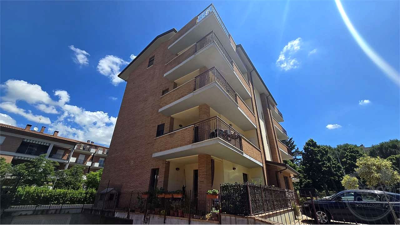 Garage in vendita in via Tuscania Perugia