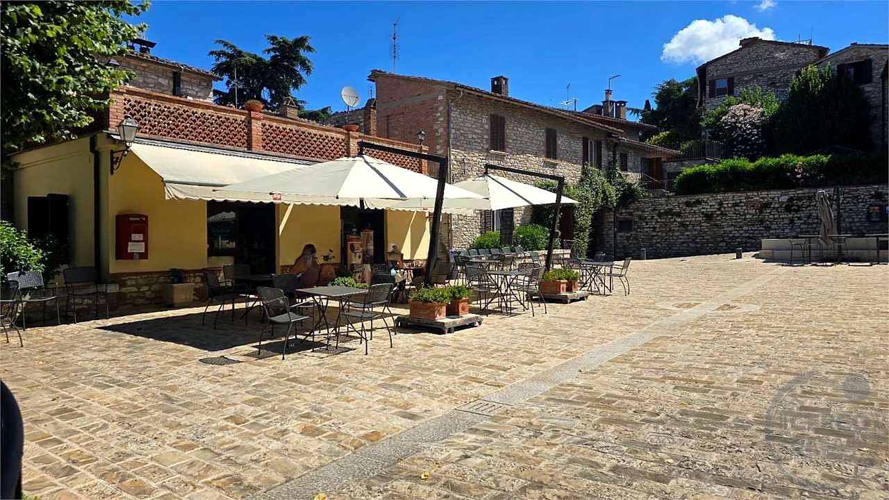 Bar Tabacchi Gelateria Lotto vendesi Corciano