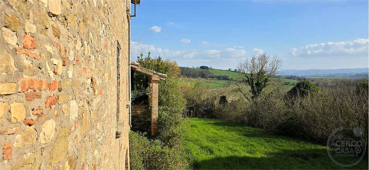 casale in vendita periferia di Perugia