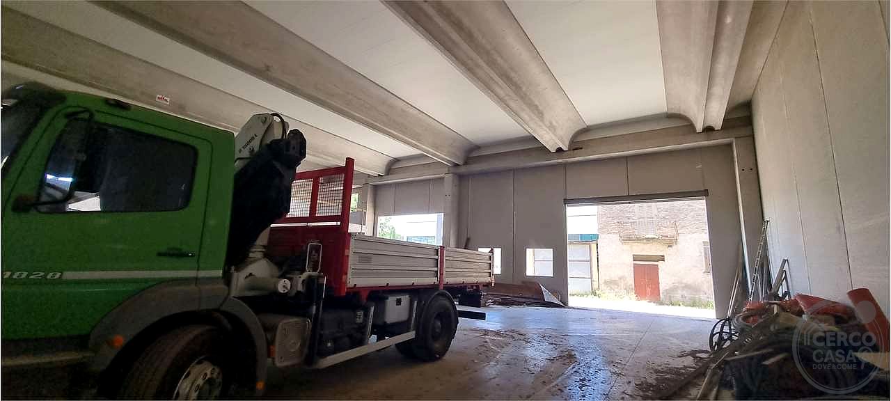 Capannone nella Zona Industriale di Perugia
