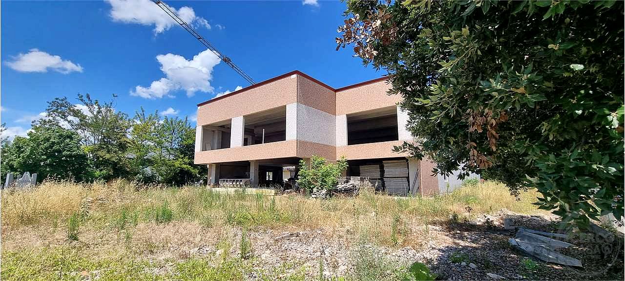Capannone nella Zona Industriale di Perugia