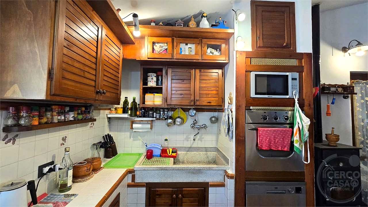 Casolare ristrutturato in vendita Solomeo Corciano