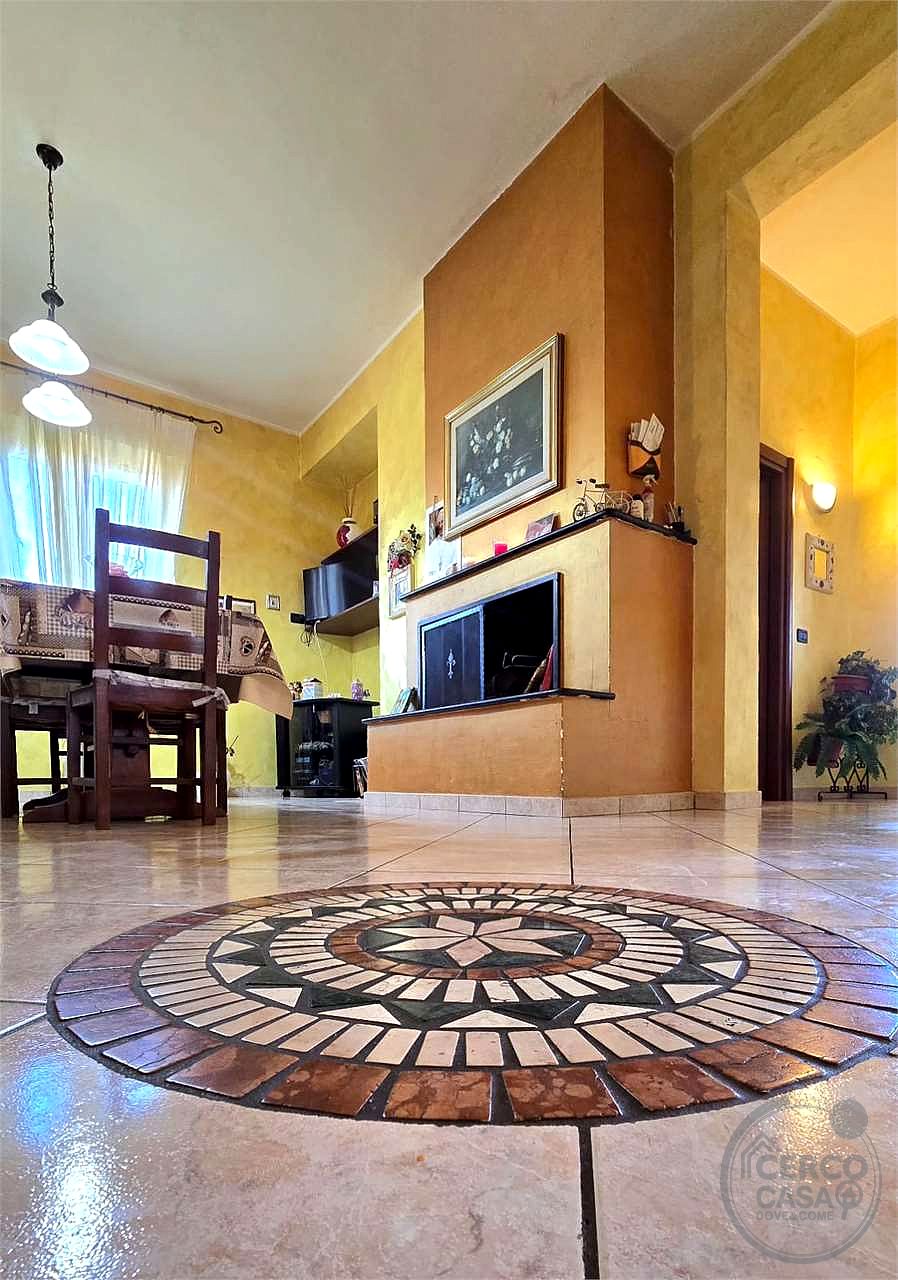 Appartamento ampi spazi ristrutturato. Torgiano - Torgiano