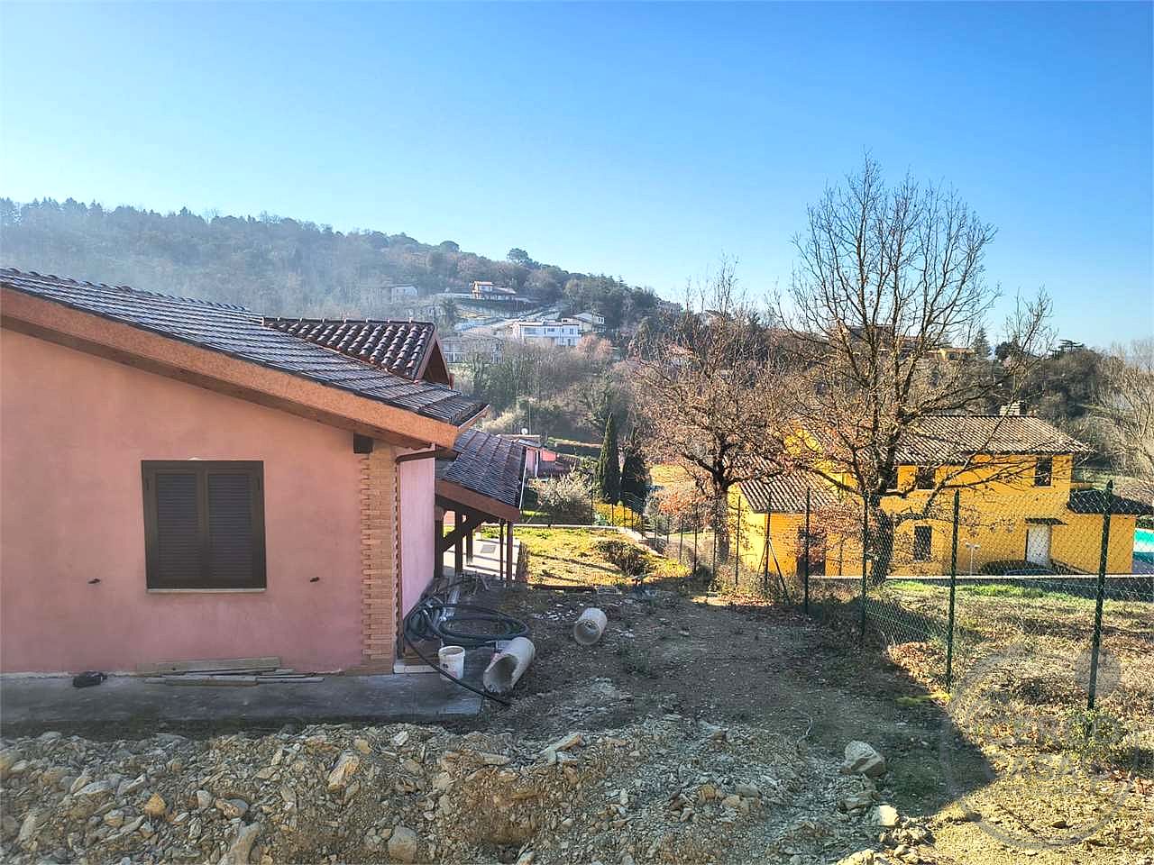 Villa a Magione (Perugia) località Sole Pineta