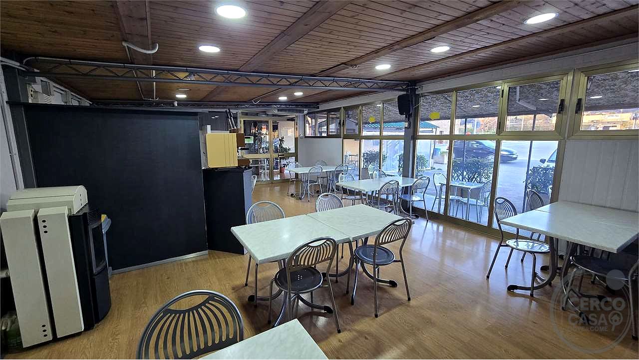 Bar, Tabacchi, Paninoteca in vendita a Magione