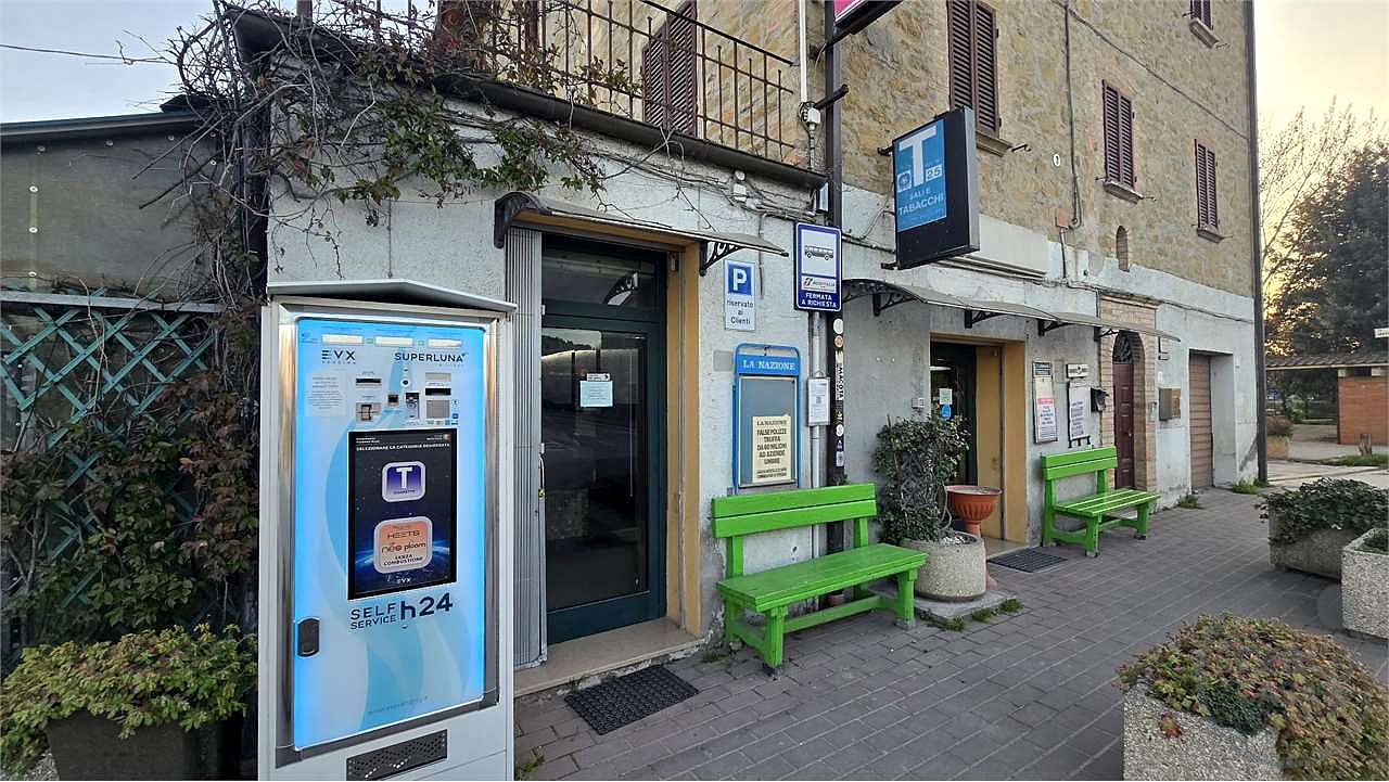Bar, Tabacchi, Paninoteca in vendita a Magione