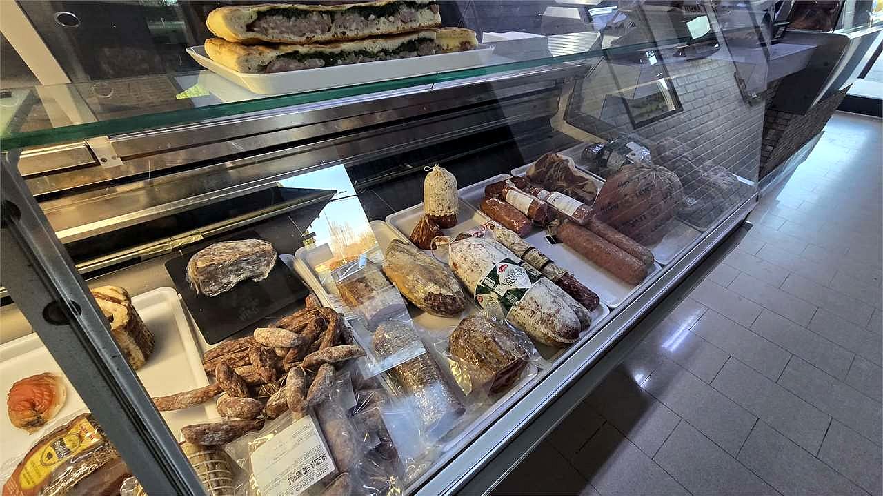 Bar, Tabacchi, Paninoteca in vendita a Magione