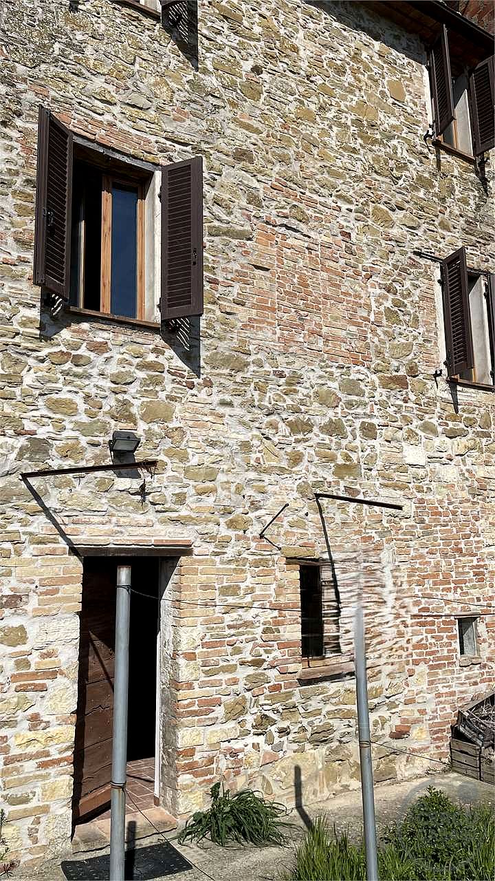Cielo terra in pietra