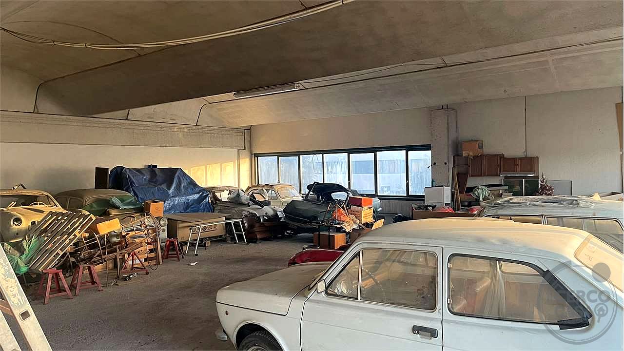 Carrozzeria in vendita