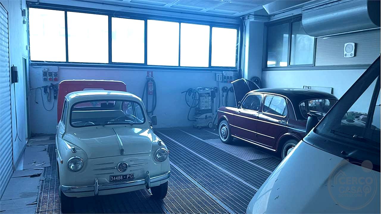 Carrozzeria in vendita