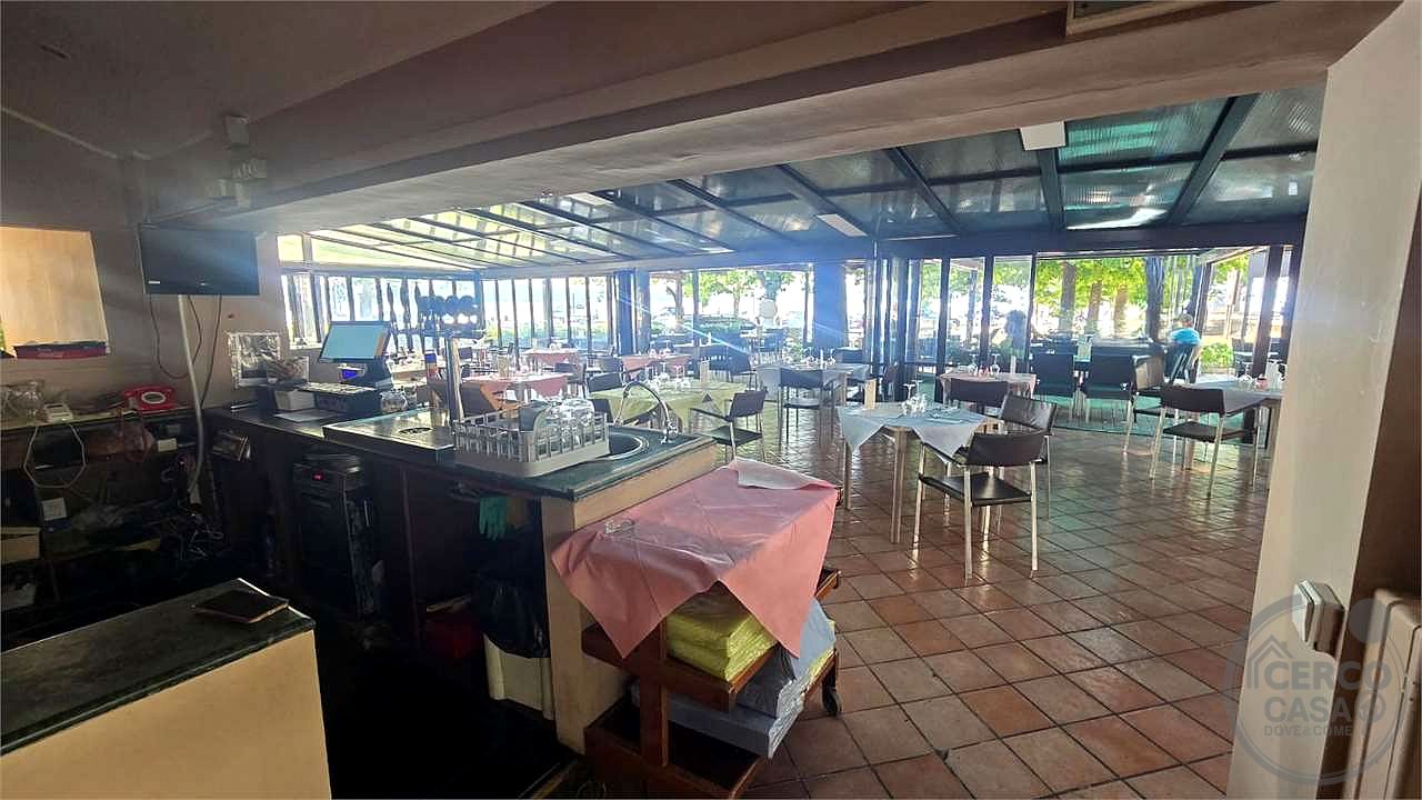 Cedesi affitto d'azienda attività Ristorante Pizzeria