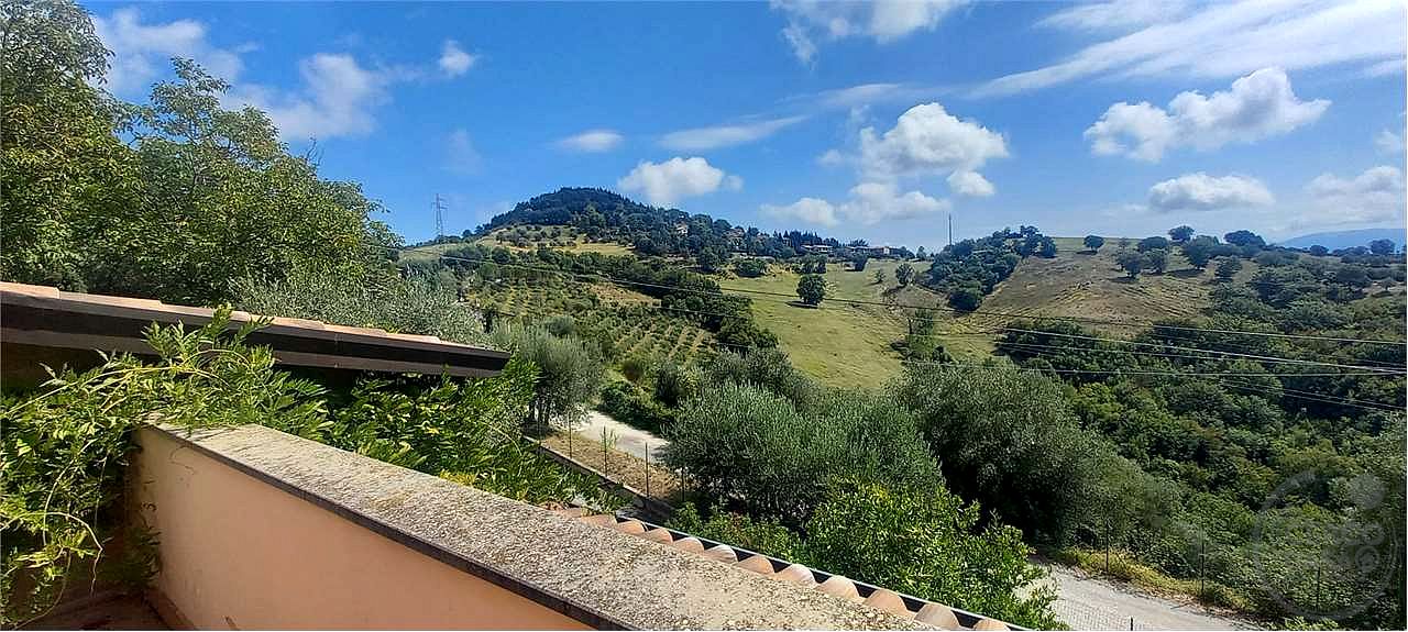 Villetta singola in posizione tranquilla e panoramica