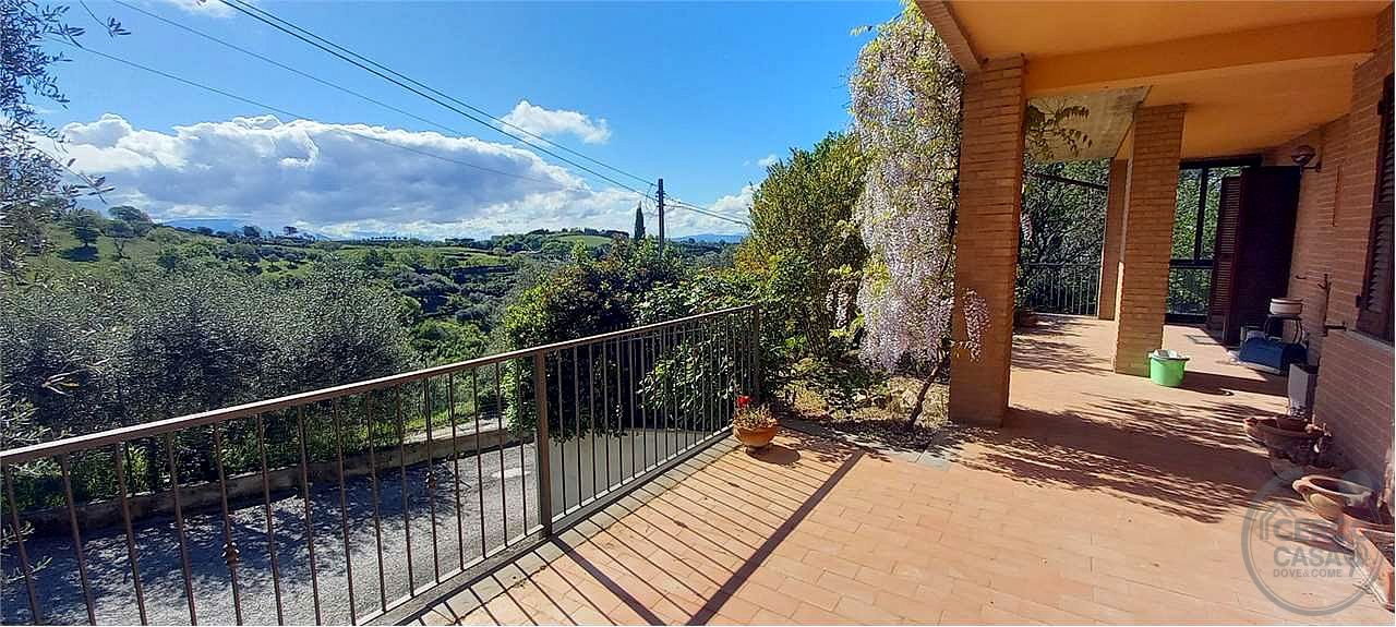 Villetta singola in posizione tranquilla e panoramica
