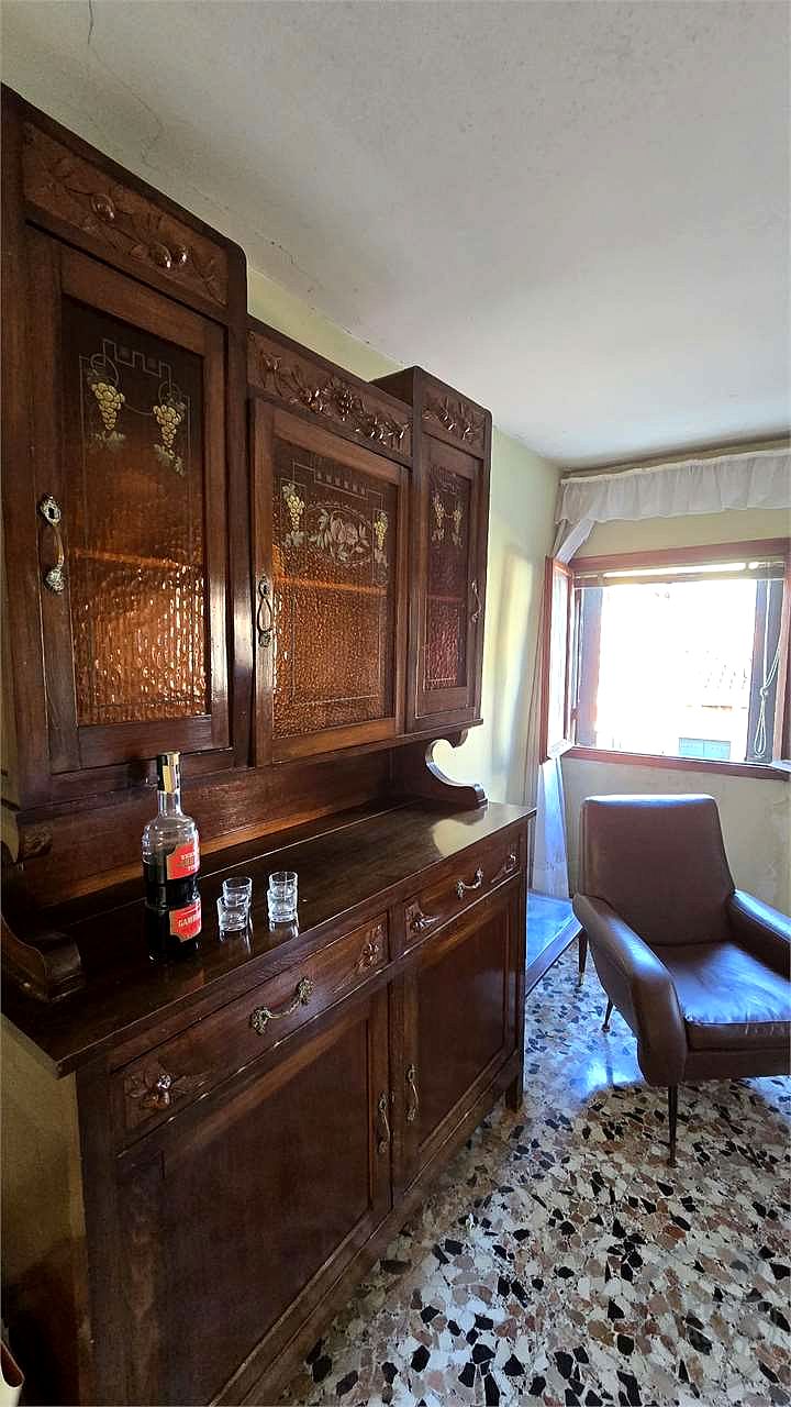 Appartamento terzo ultimo piano 136 mq. Cannaregio Ve.