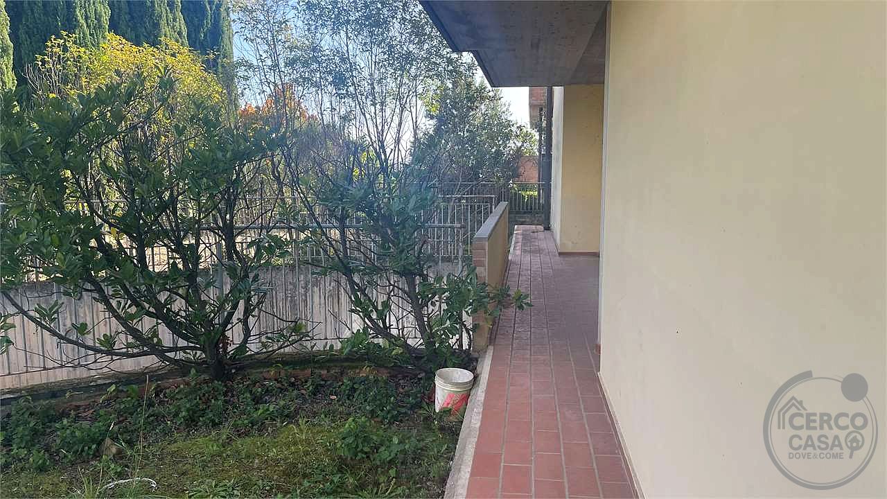 Appartamento con giardino privato
