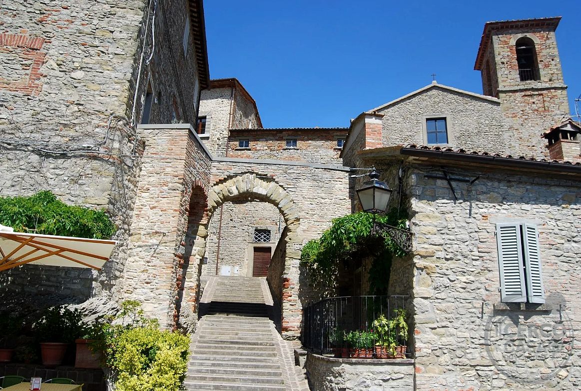 Gestione Ristorante con Bar, Tabaccheria e Mini-Market – Monte Santa Maria Tiberina (PG)