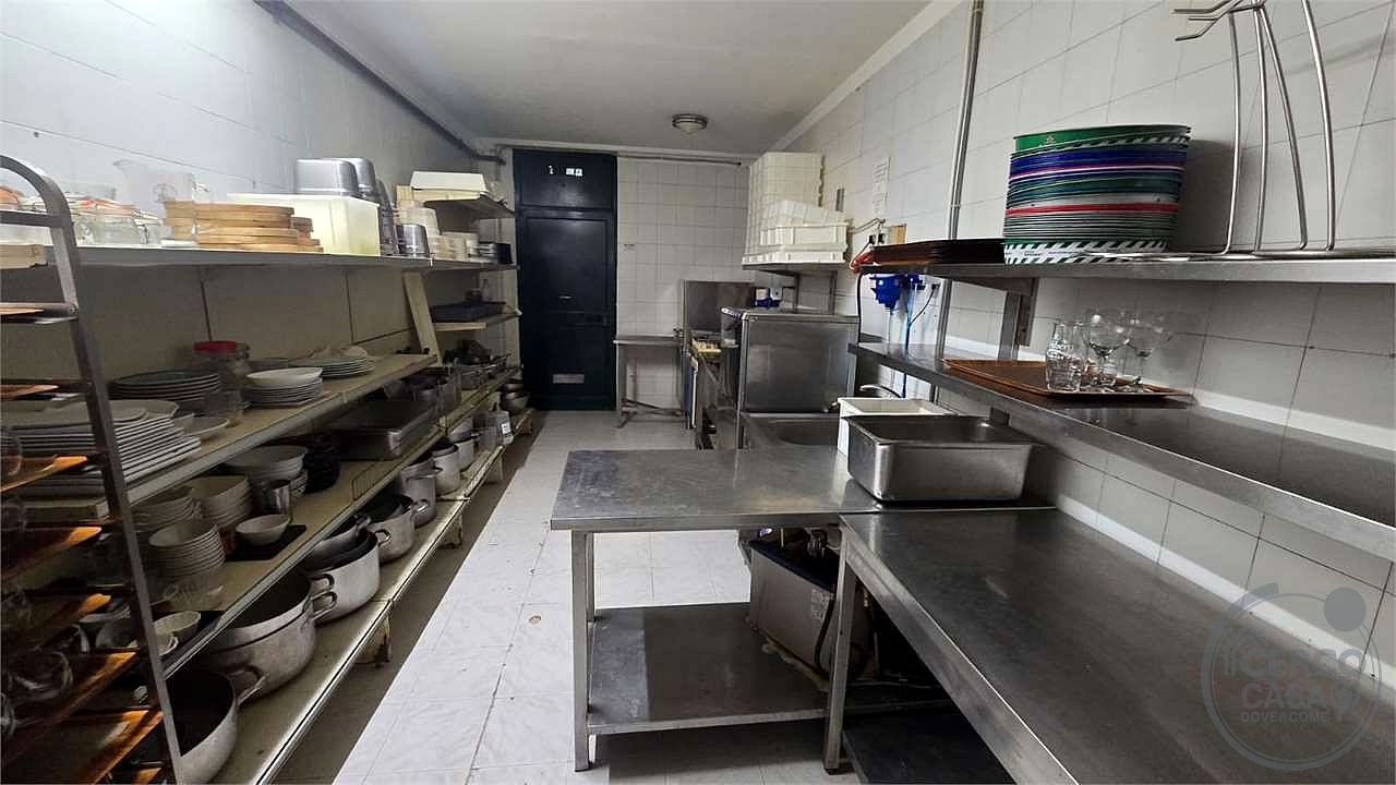 Vendesi ristorante pizzeria a San Mariano Corciano