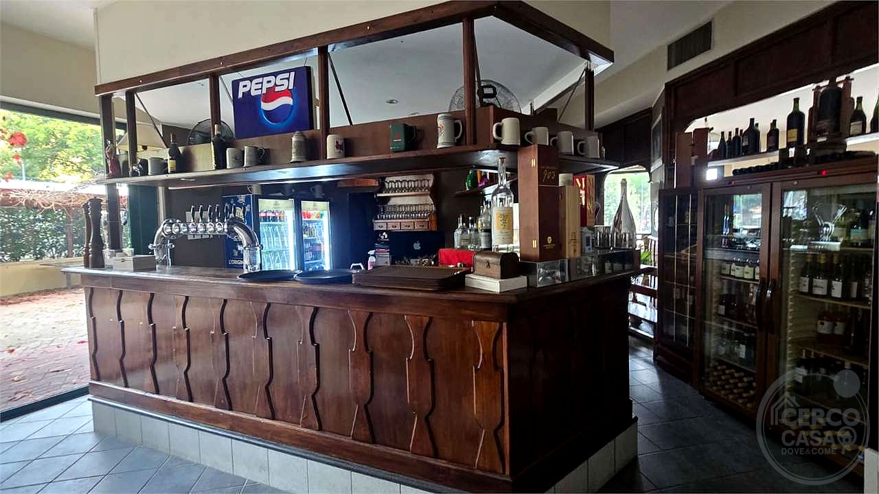 Vendesi ristorante pizzeria a San Mariano Corciano