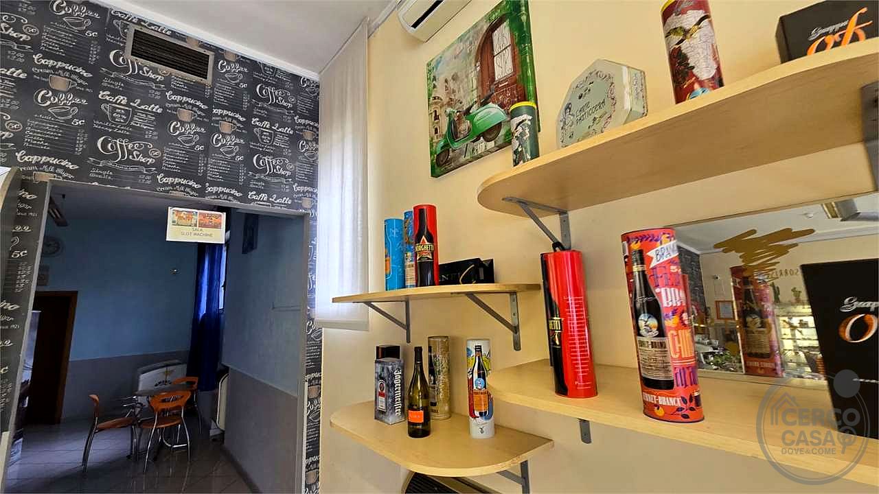 Vendesi Bar Tabacchi Strada Pievaiola Località Castel del Piano Pg