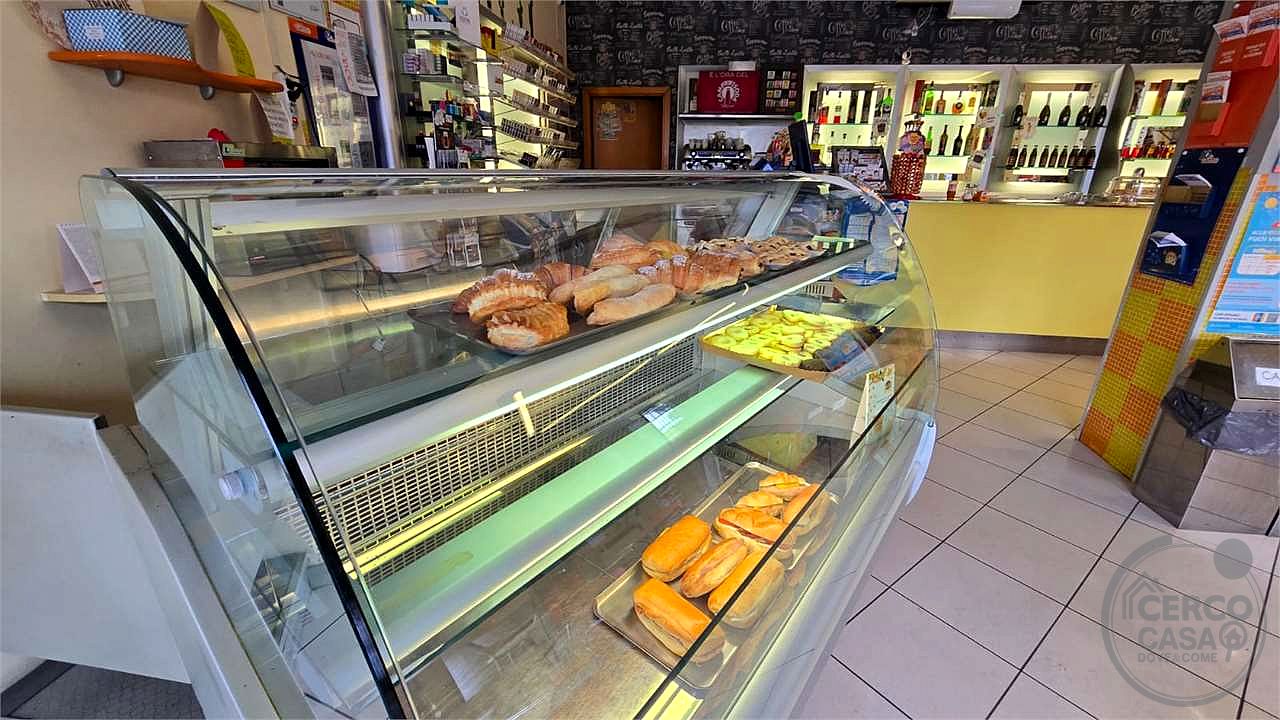 Vendesi Bar Tabacchi Strada Pievaiola Località Castel del Piano Pg